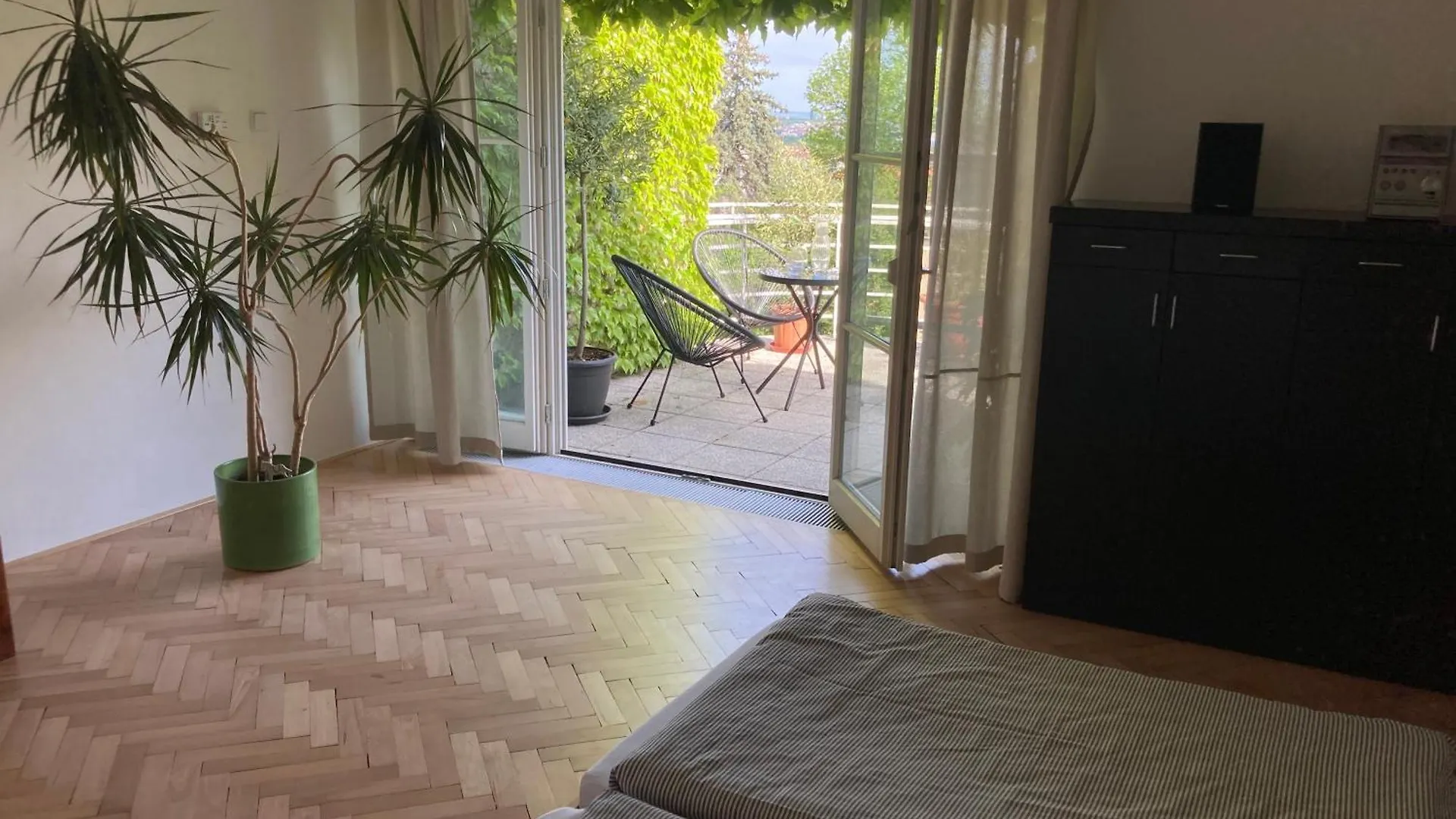 Apartment Hanspaulka elérhetőségei